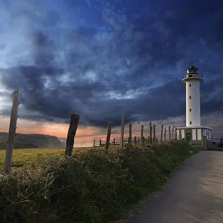 Almenaralove Watching Lastres